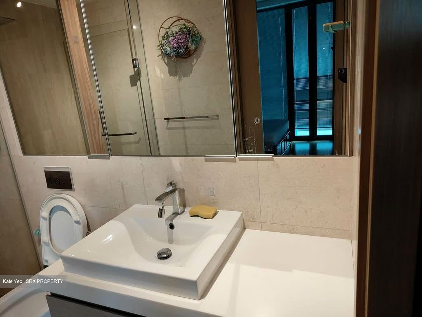 Marine Blue (D15), Condominium #563610781